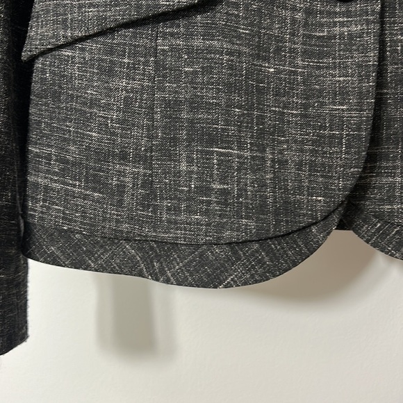 Classiques Entier Classic Three Button Blazer Size 8 - Picture 2 of 5